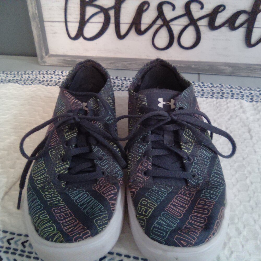 Under Armour Sneakers